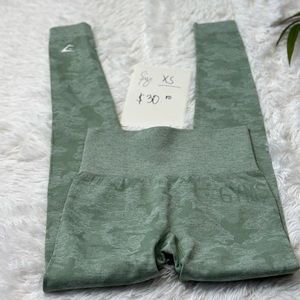 GYMSHARK GREEN CAMO LEGGINGS